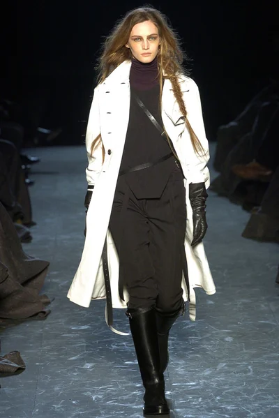 Look 13